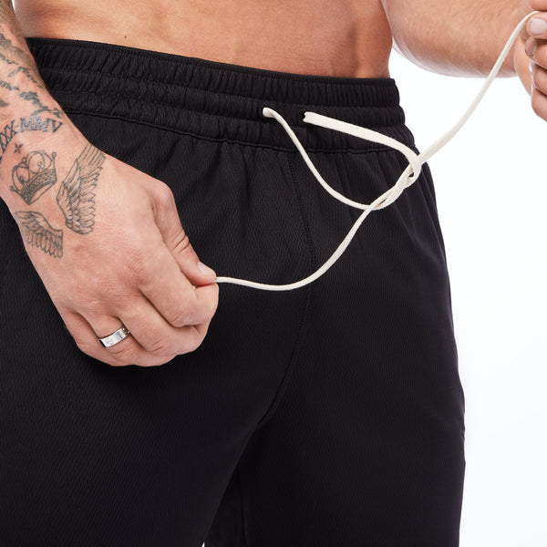 ONVTTO - Men's breathable quick-dry athletic fitness shorts.